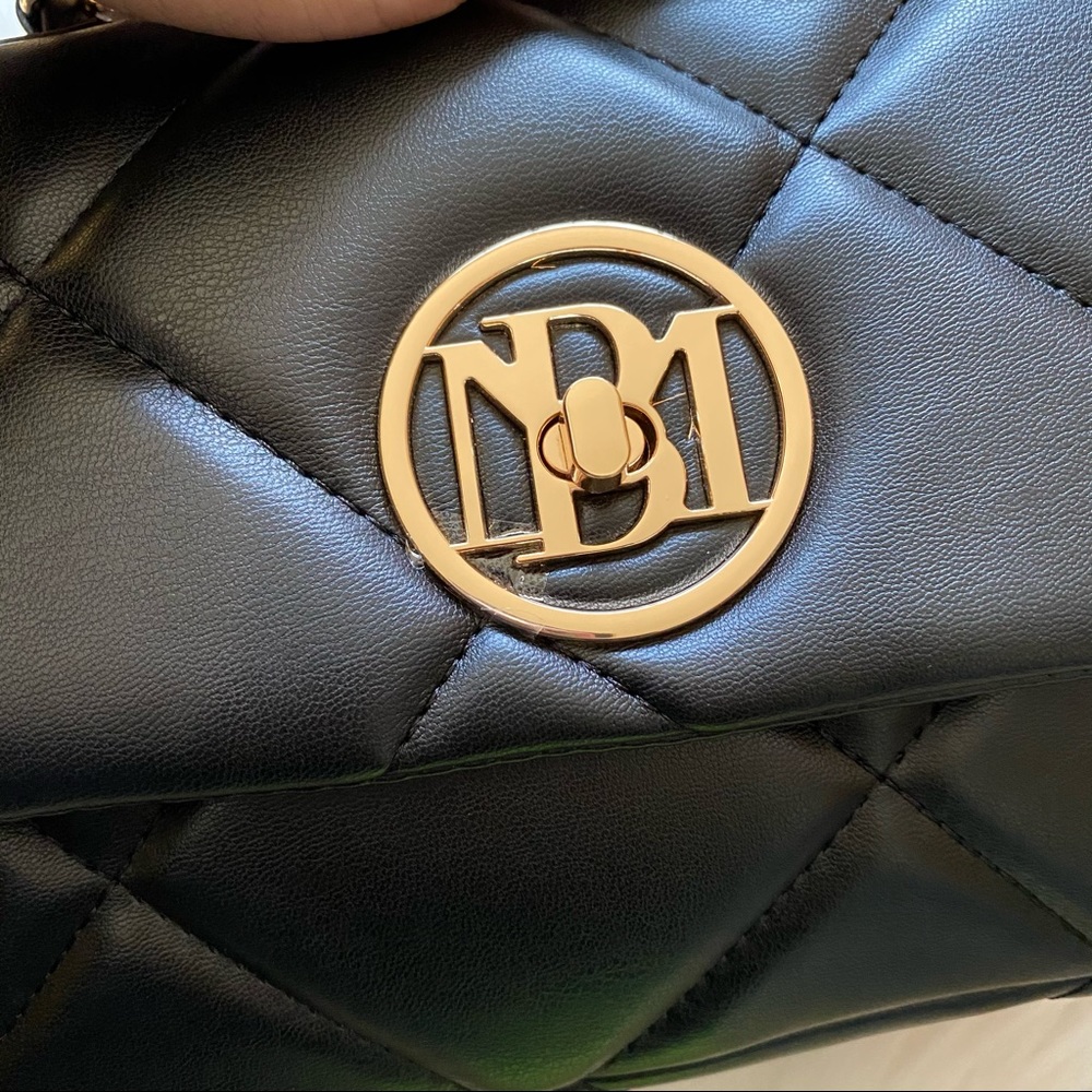 Badge Mischka vegan leather black purse - Picture 7 of 12